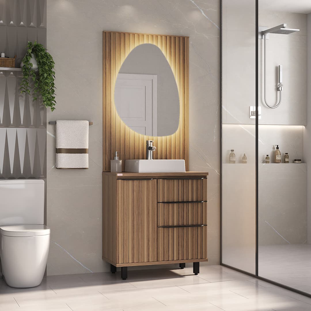 Cecília Pés com Painel